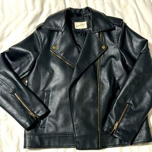 Women’s “looks like leather” Jacket